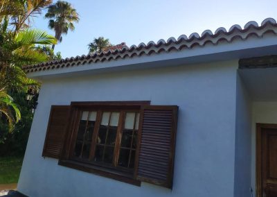 Saneamiento de cornisas. Tratamiento para el hierro Rehabilitación y reformas Esaú