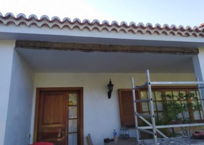 Saneamiento de cornisas. Tratamiento para el hierro Rehabilitación y reformas Esaú